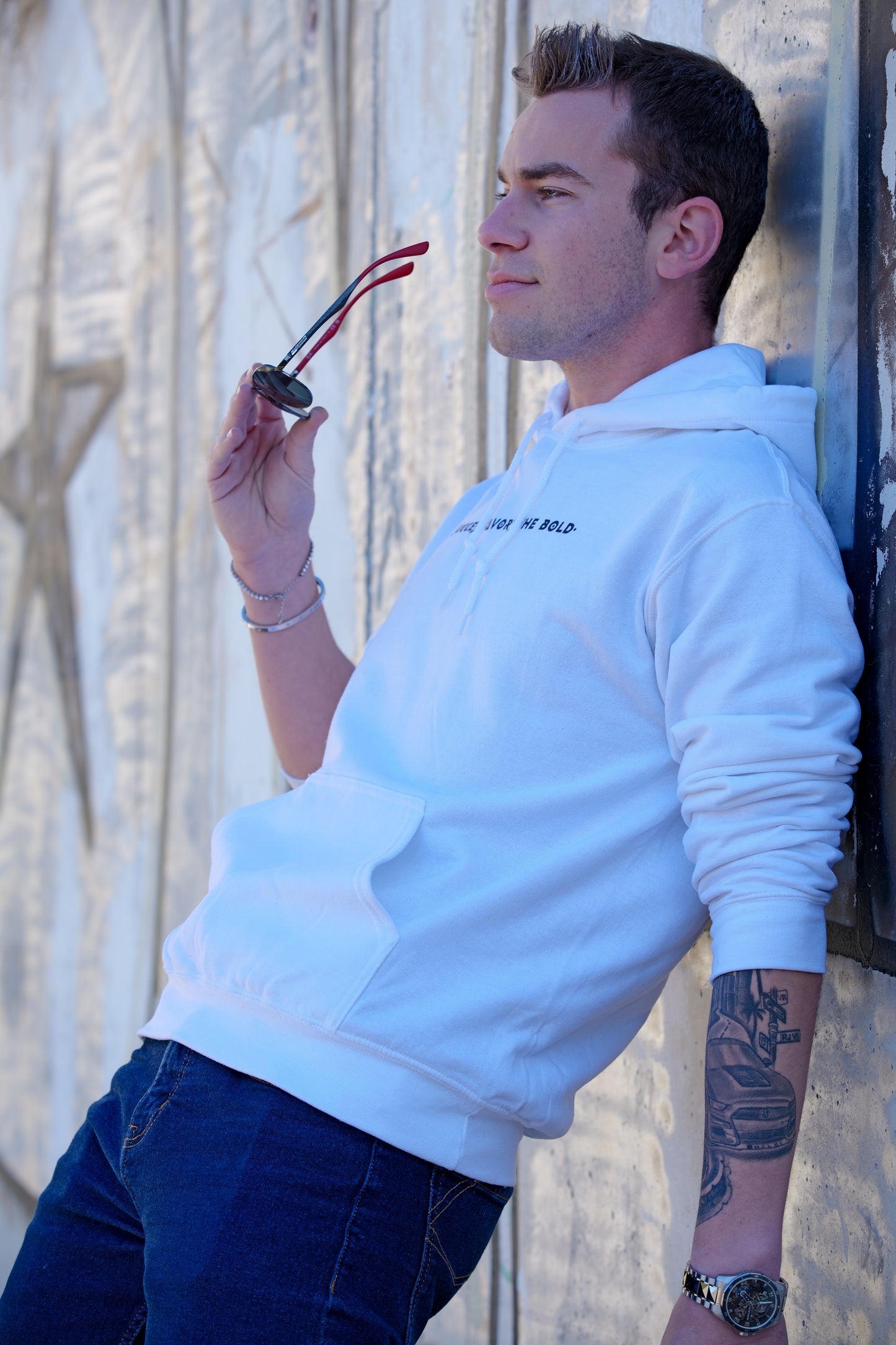 Hoodie Aetherium White – L’Esprit DCP.