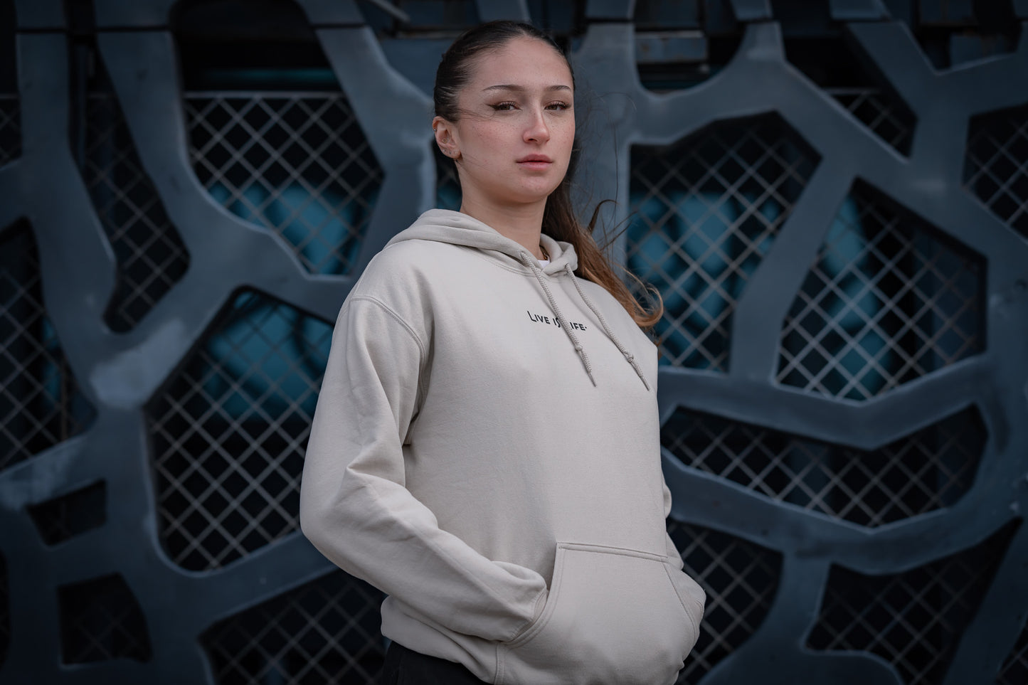 Hoodie Aetherium Sand – L’Esprit DCP.