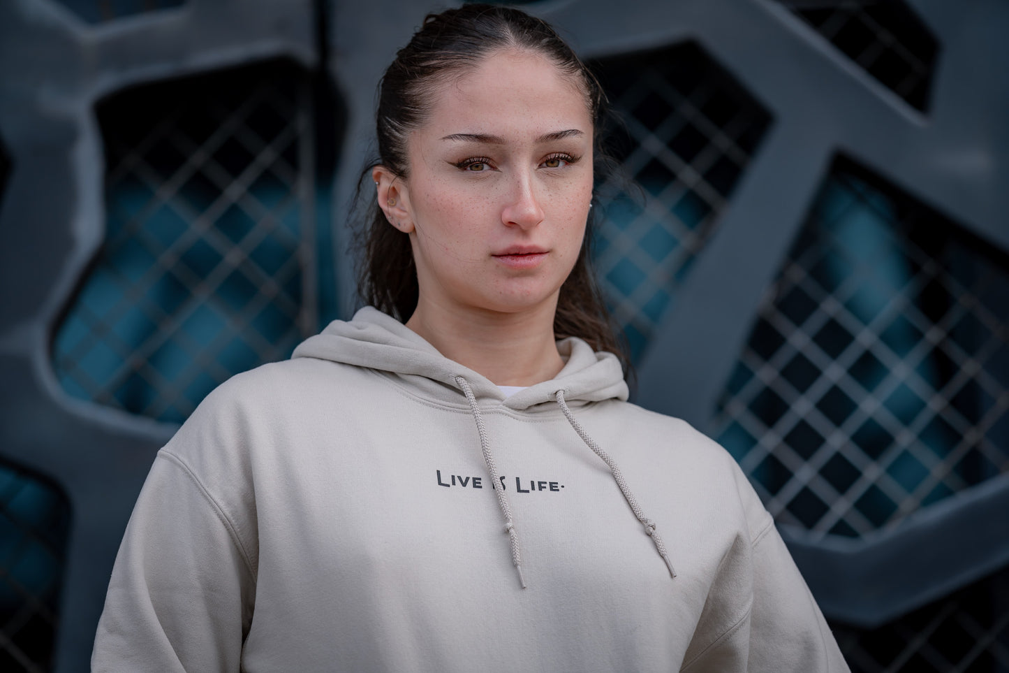 Hoodie Aetherium Sand – L’Esprit DCP.